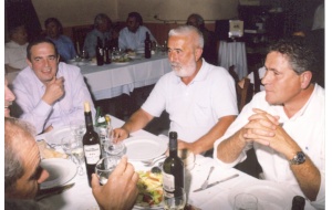 37 - En el restaurante Oasis - 2001